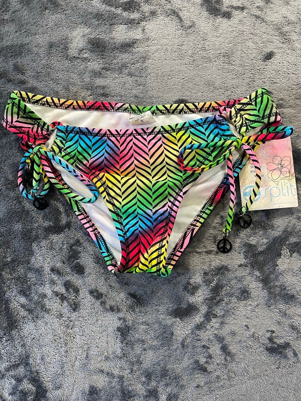 Vintage Y2K NWT Deadstock Split Rainbow Chevron Adj Hipster Bikini Bottom Small